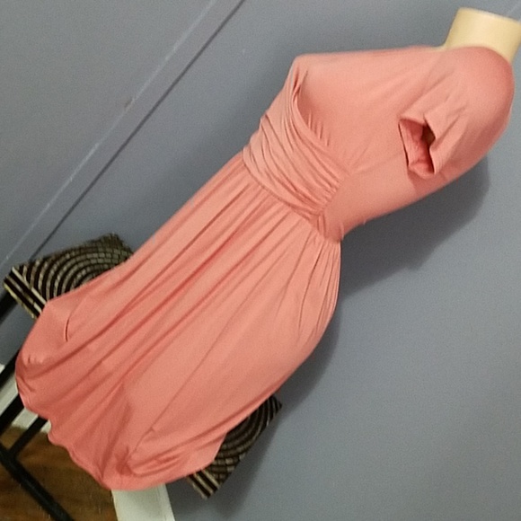 Stunning Little Coral Dress - Picture 7 of 8